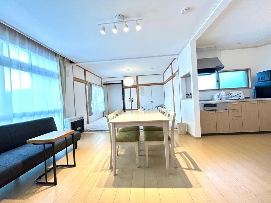 Furano Bnb Villa Exterior photo